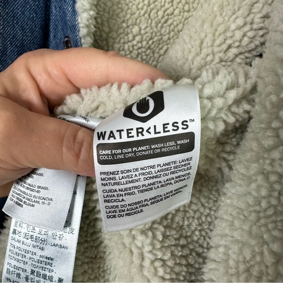 LEVI’S SHERPA LINED DENIM JACKET M - Picture 9 of 12